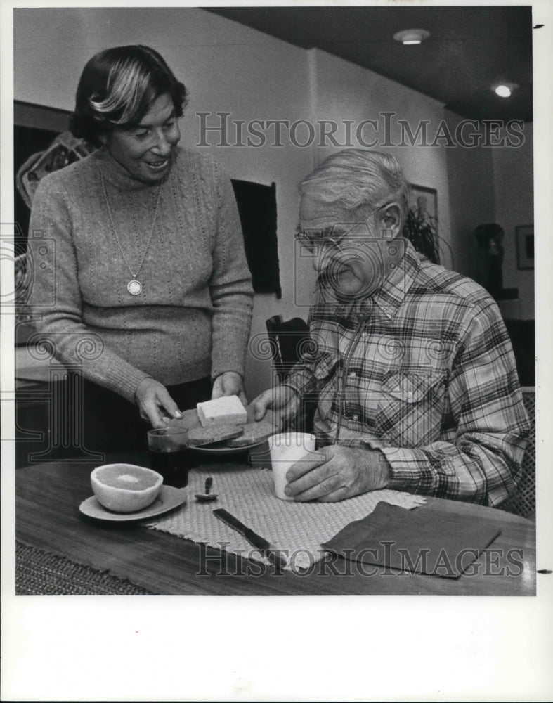 1982 Press Photo Fred Klestadt and wife Thea- Historic Images