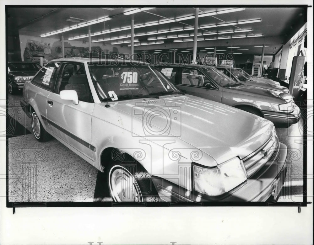 1989 Press Photo Ford Escorts- Historic Images