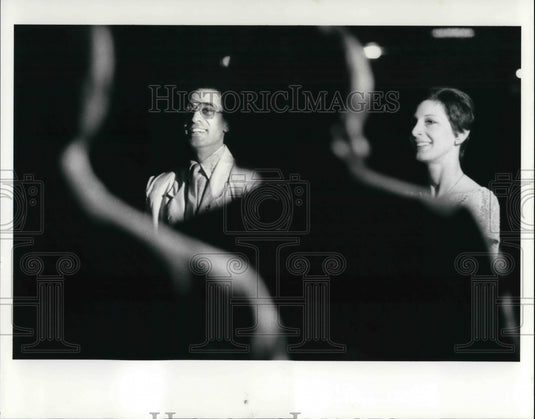 1987 Press Photo Dennis Nahat & Cynthia Gregory talks to Press on tour- Historic Images