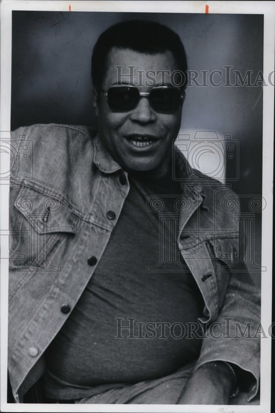 1977 Press Photo James Earl Jones, an American actor- Historic Images
