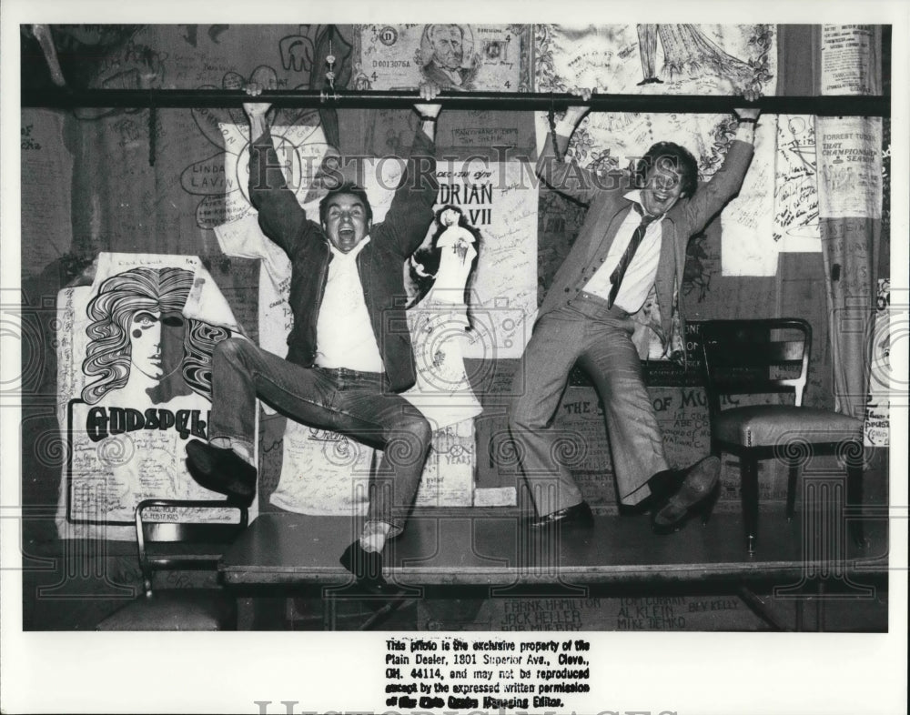 1989 Press Photo Wayne Turney and Morgan Lund of Company at the Hana Theater - Historic Images