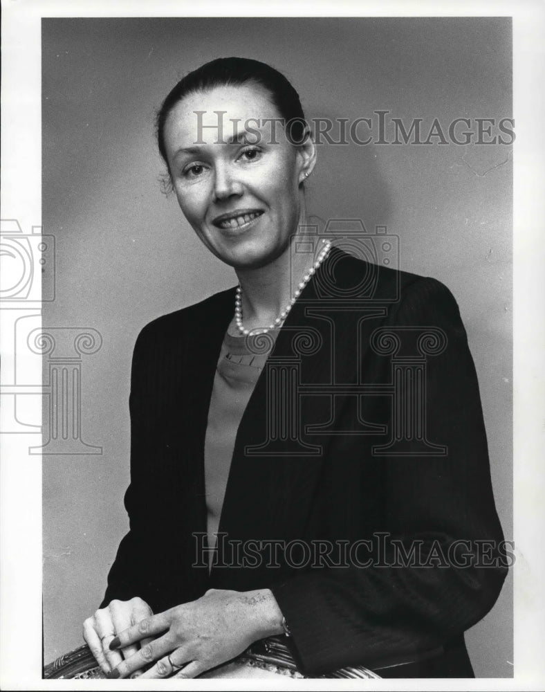 1985 Press Photo Linda King Head of Playhouse Square Volunteers- Historic Images