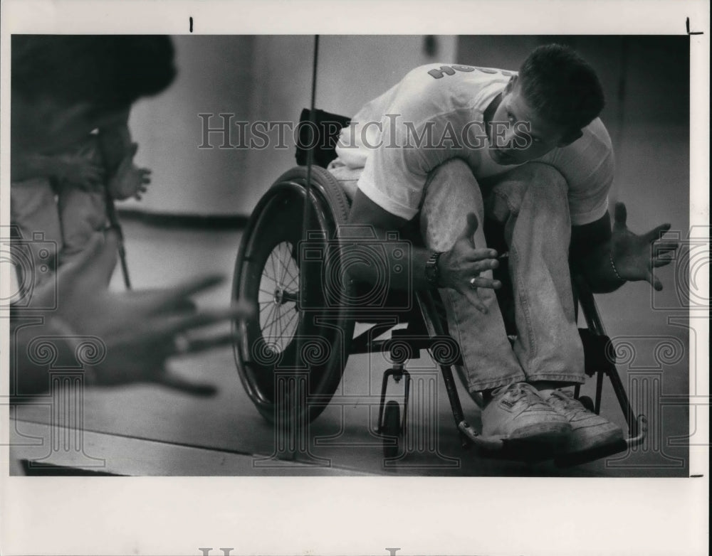 1991 Press Photo Dancing Wheels member, Scott Law- Historic Images