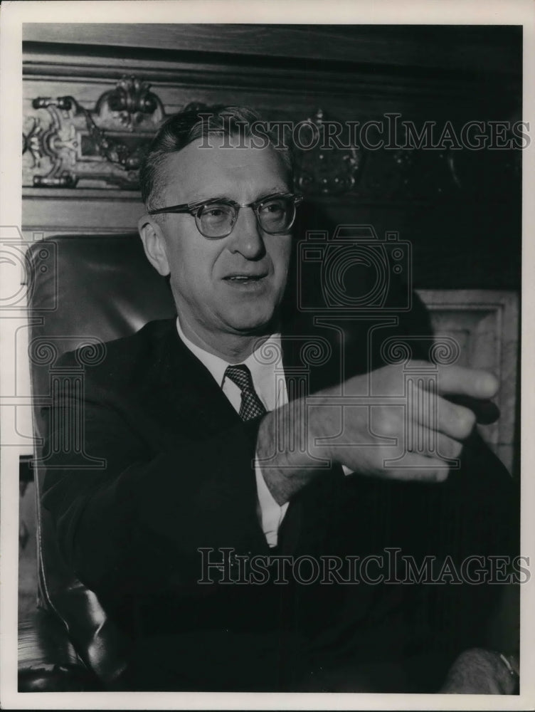 1965 Press Photo  Mayor Ralph Locker- Historic Images