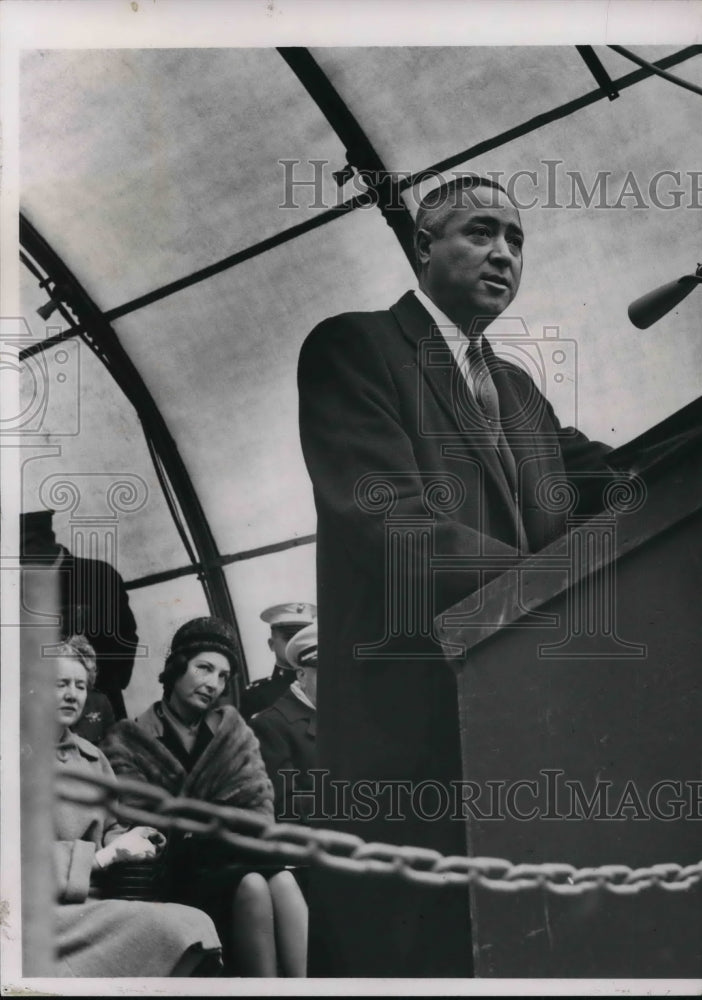 1962 Press Photo Merle McCurdy and his wife - Historic Images