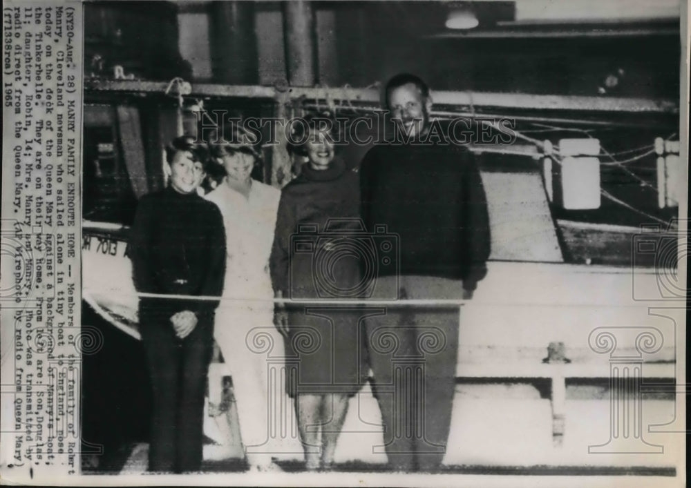 1965 Press Photo Members of the family of Robert Manry, Cleveland newsman- Historic Images