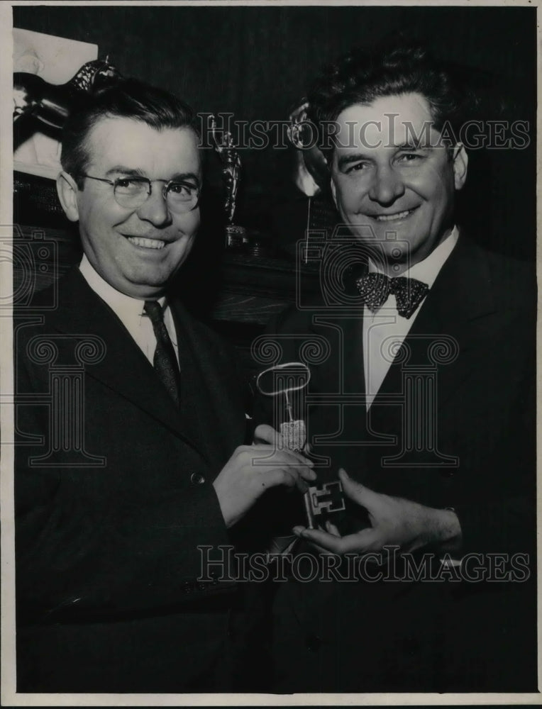 1945 Press Photo Frank J. Lausche and A. Burke- Historic Images