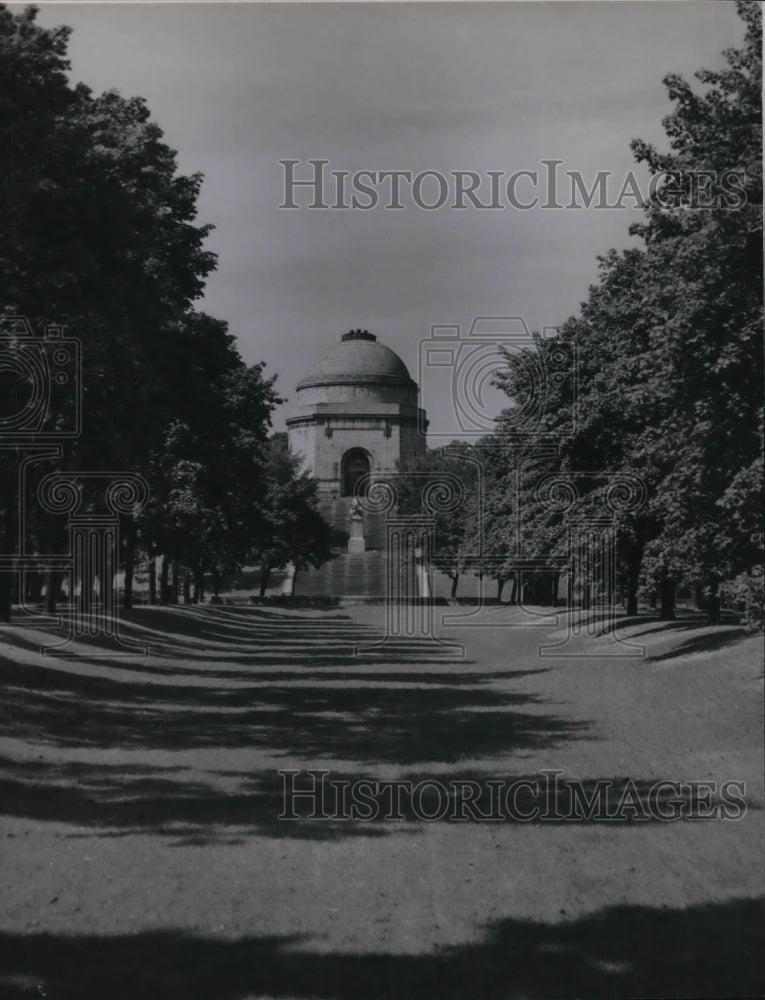 1953 Press Photo McKinley Monument after $12,000 rehabilitation- Historic Images