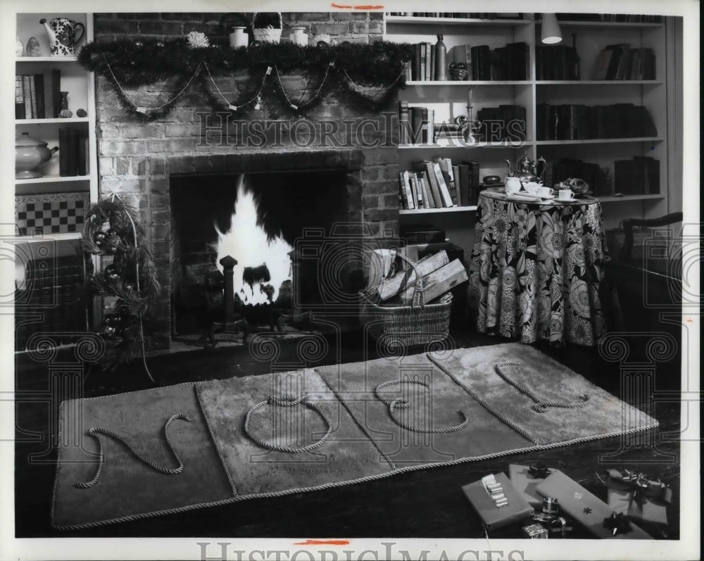 1969 Press Photo The Christmas decorations in the fireplace