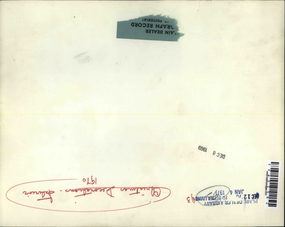 1969 Press Photo The Christmas decorations in the fireplace