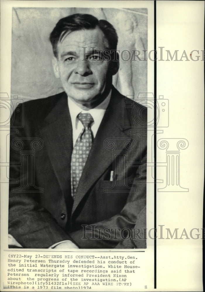 1974 Press Photo Henry Petersen, assistant atty. gen. defends his conduct- Historic Images