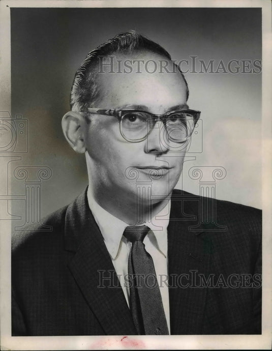 1963 Press Photo Samuel F Marshall- PD's Assistant Metropolitan State Editor  - Historic Images