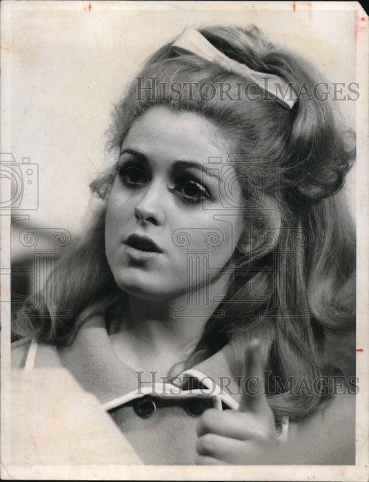 1972 Press Photo Bernadette Peters star of Bing Crosby, Cooling it- Historic Images