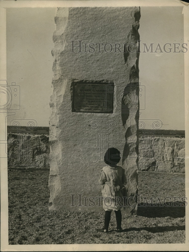 1924 Press Photo Where Pres Harding handled last bundle of wheat- Historic Images