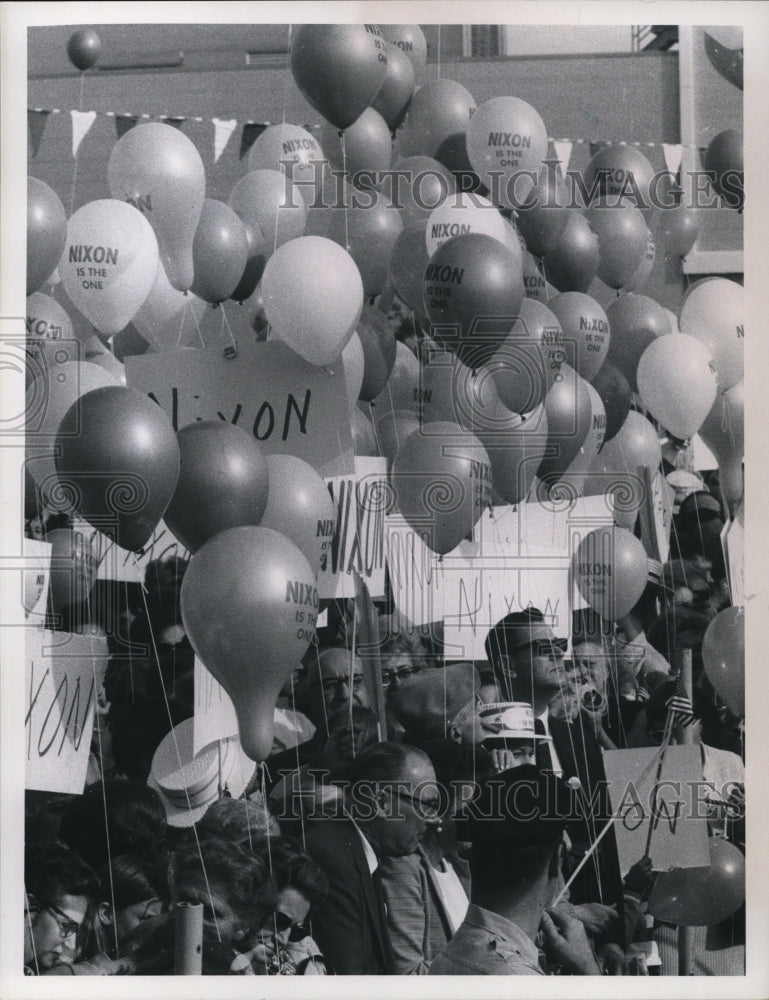 1968 Press Photo Richard Nixon's presidential campaign in Cleveland- Historic Images