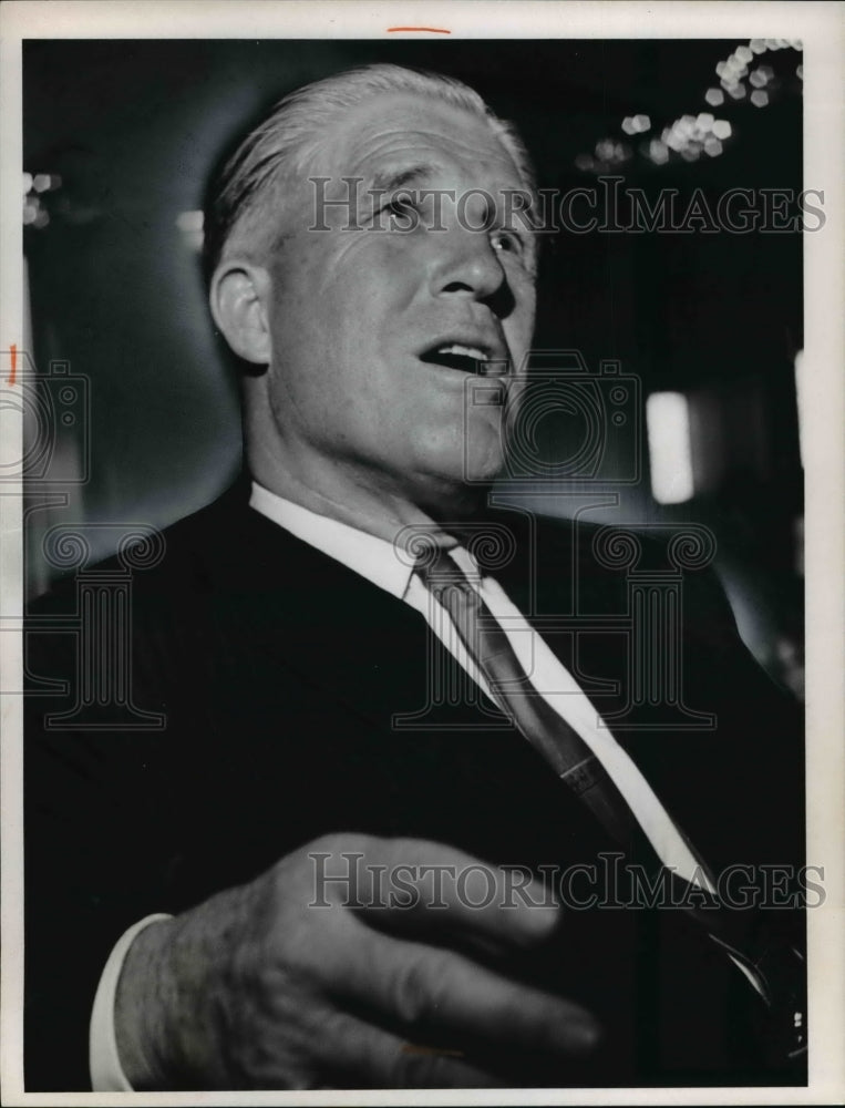 1965 Press Photo Gov. George Romney joins the Republican Fund Raising Dinner- Historic Images