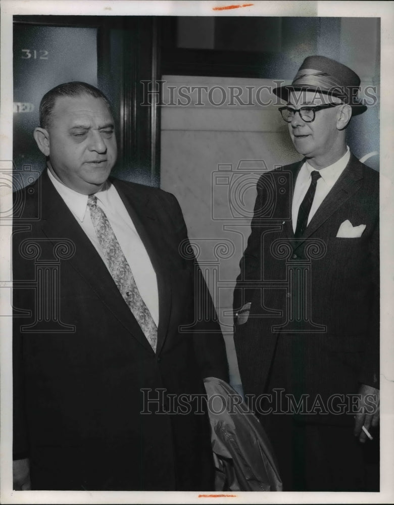 1960 Press Photo William Presser and his attorney, Edwin Knachel- Historic Images