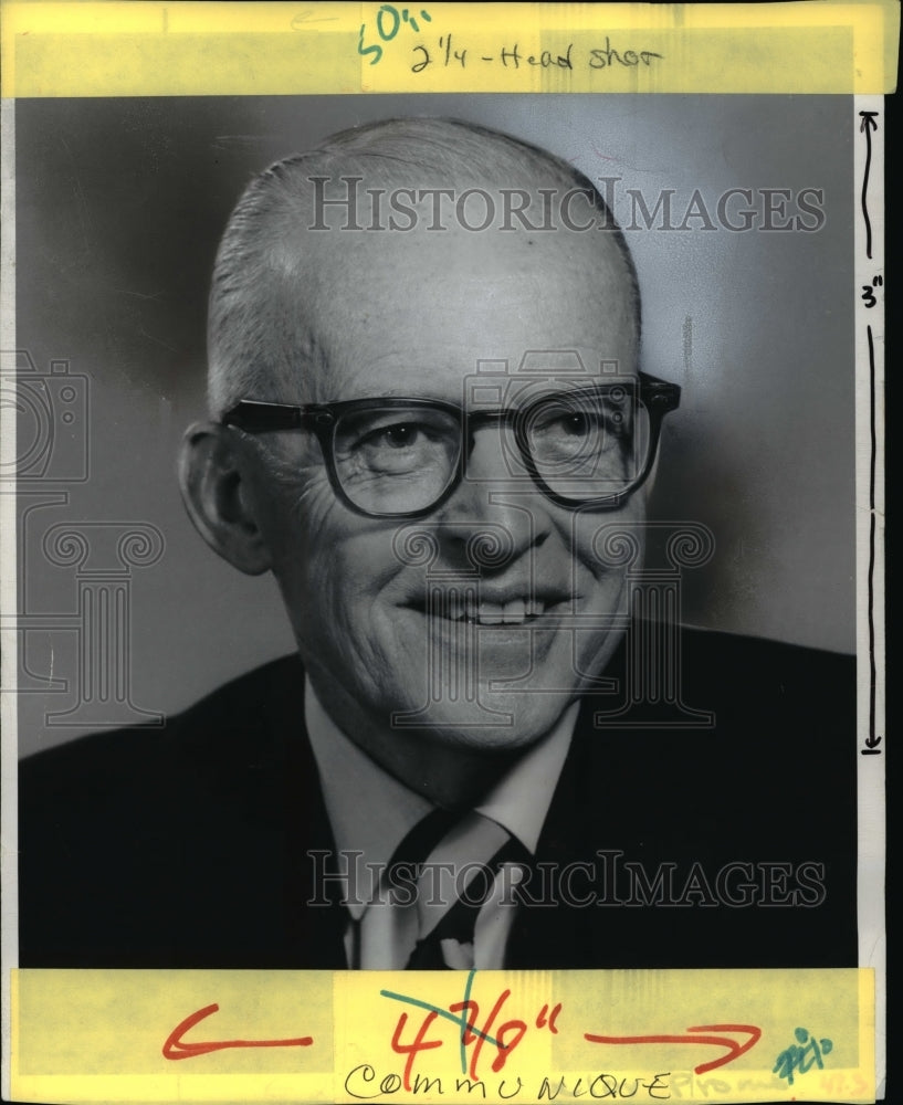 1973 Press Photo Howard Preston, Plain Dealer columnist and associate editor- Historic Images