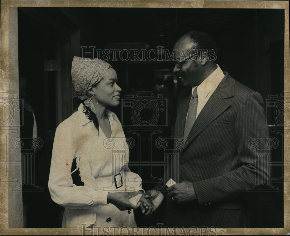 1973 Press Photo Mr. and Mrs. Kenneth E. Snipes- Historic Images