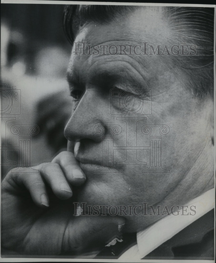 1968 Press Photo New York Governor Nelson Rockefeller Listens at Session- Historic Images