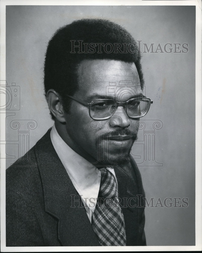 1974 Press Photo James Smith- Historic Images