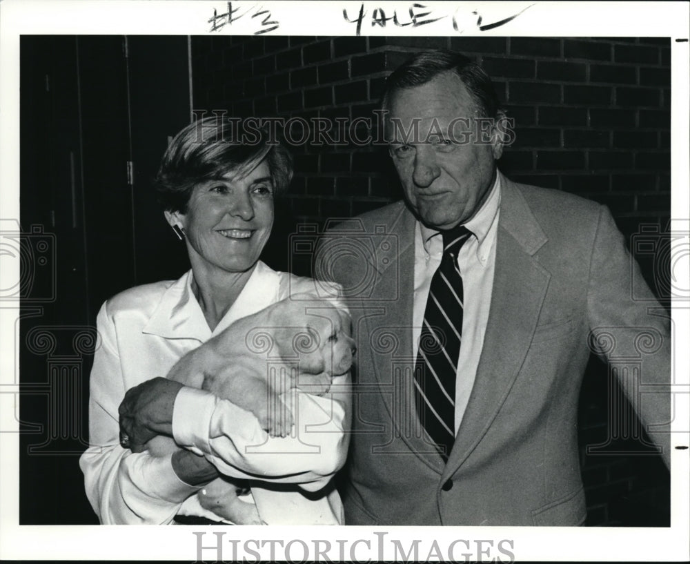 1991 Press Photo Carolyn and Bob Spears with their dog - Historic Images