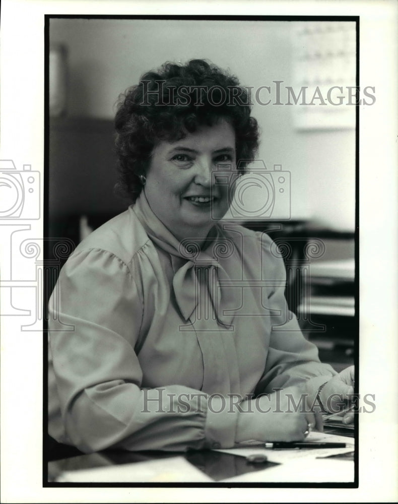 1991 Press Photo Margaret Voskuhl Of Cincinnati School Food Service- Historic Images
