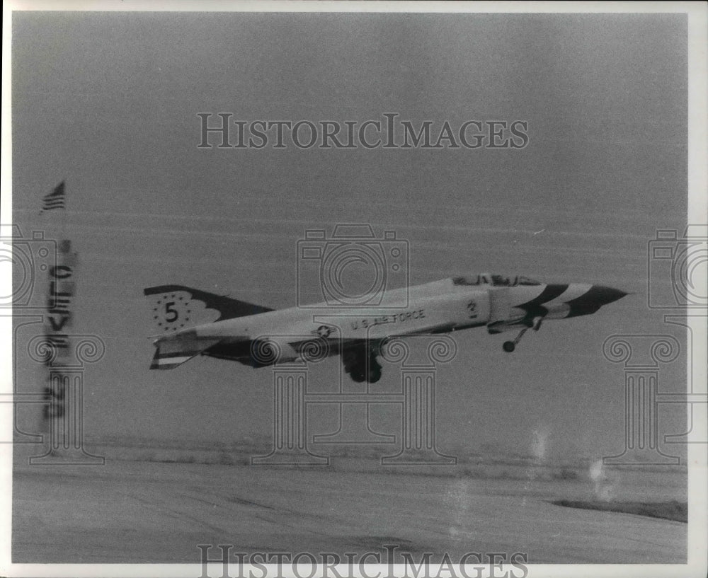 1969 Press Photo Thunderbird takes off- Historic Images
