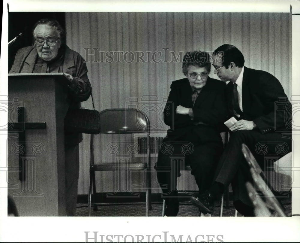 1990 Press Photo Robert A. Taft II, Phyllis Johnson, Elizabeth Reed - Historic Images