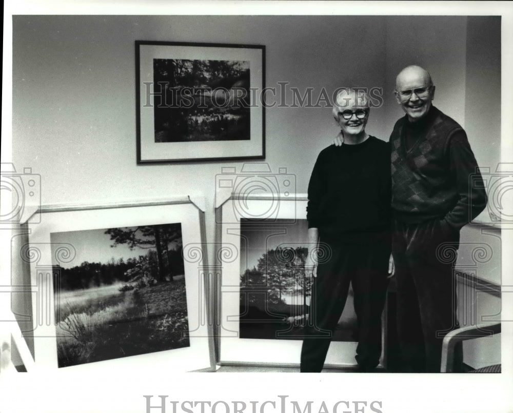 1990 Press Photo Dr. Robert Waltz aand wife at Merida Euclid Hospital. - Historic Images