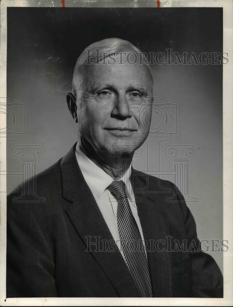 1962 Press Photo Forest City Publishing Co. Attorney Herman L. Vail - cva49275- Historic Images