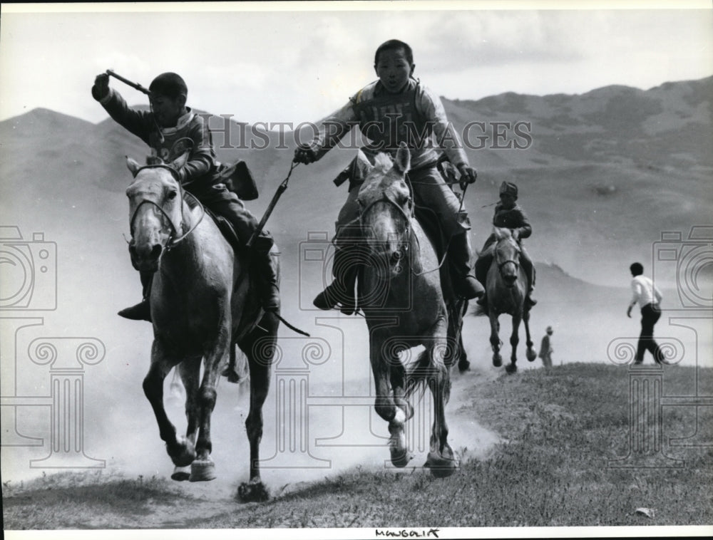 1991 Press Photo The horses during the National Day Festivities at Ulan Bator- Historic Images