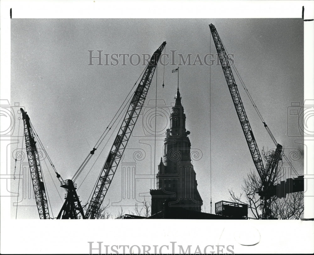 1990 Press Photo Cranes mark the work site of the new Society Center- Historic Images