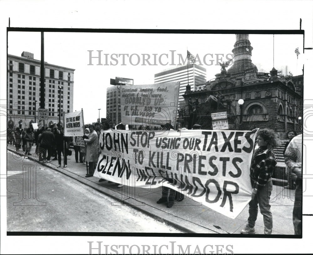 1989 Press Photo Central American Network protests- Historic Images