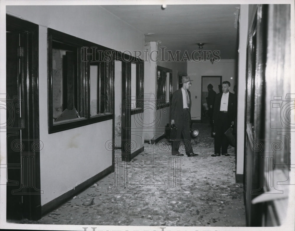 1953 Press Photo The Colonade building after the Town Casino blasting- Historic Images