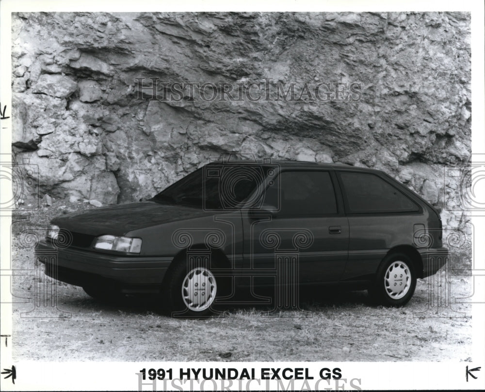 1991 Press Photo Hyundai Excel GS- Historic Images