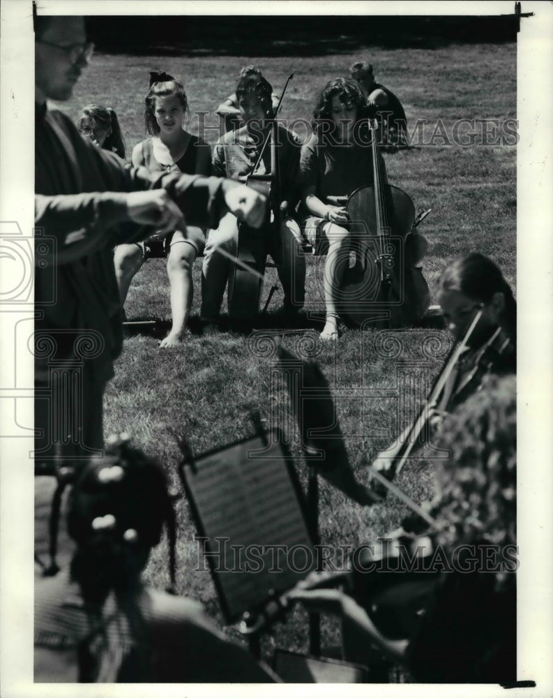 1991 Press Photo Cleveland Music School Settlement String Camp- Historic Images