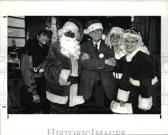 1987 Press Photo Assorted monsters greet visitors to a haunted yard set up- Historic Images