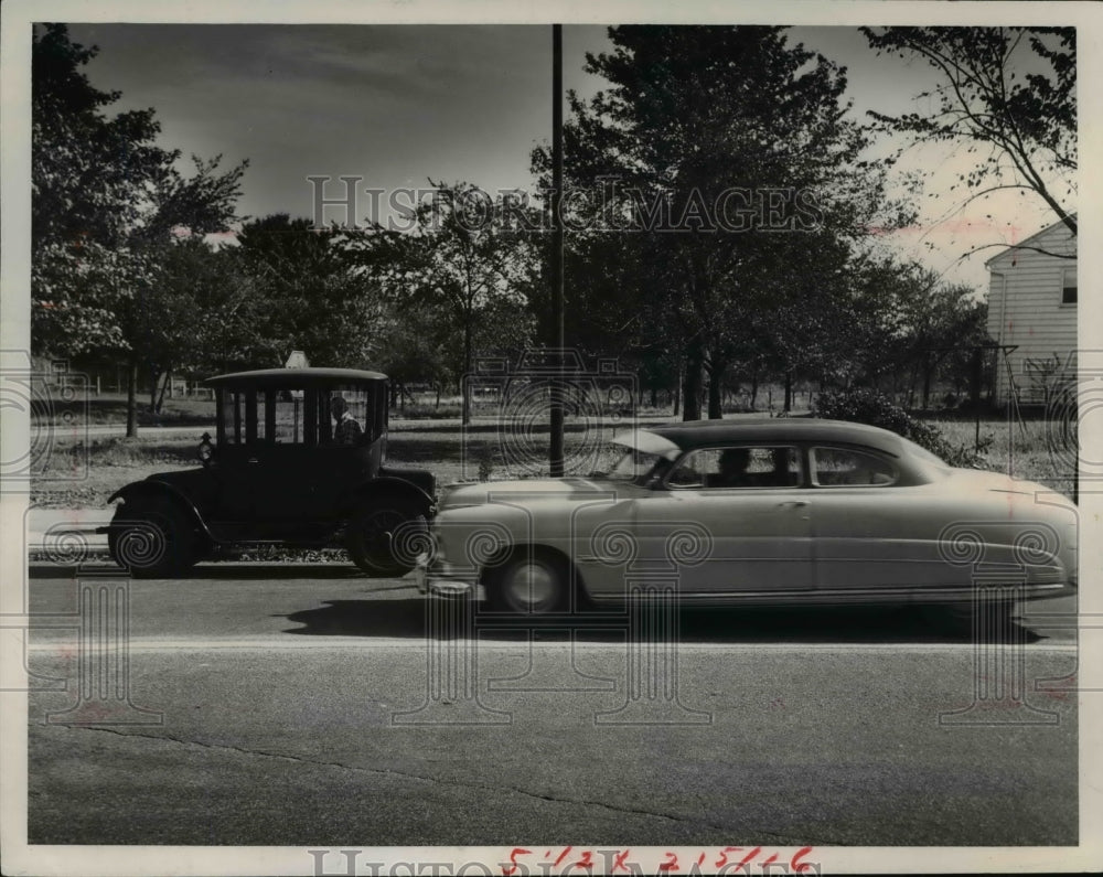 1951 Press Photo Anton Miller in Rauch & Lang 1918 Model Electric Car on Lee Rd- Historic Images