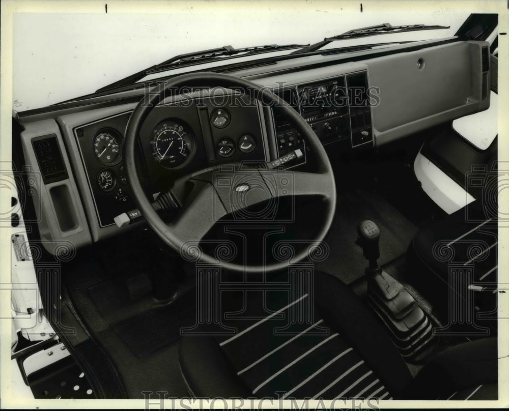 1990 Press Photo Steering Wheel and Interior design- Historic Images