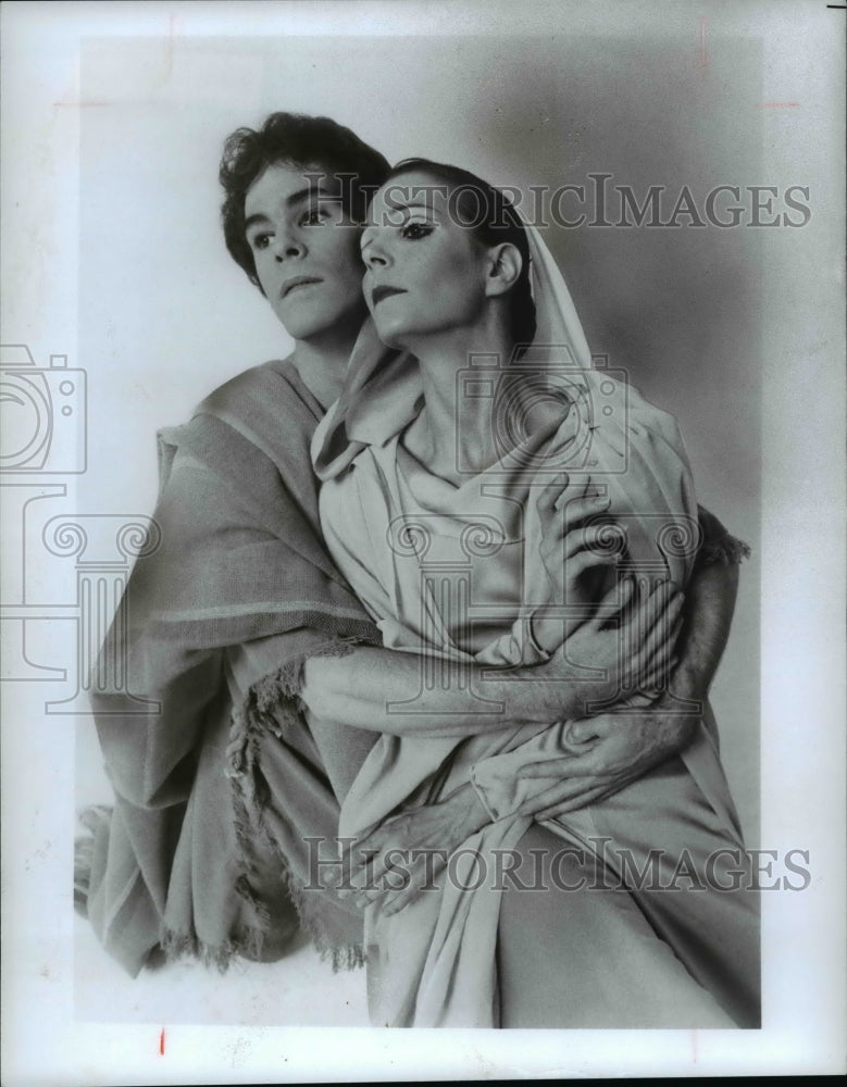 1977 Press Photo +Ian Horvath &amp; Pamela Pribisco in Cleveland Ballet&#39;s The Gift- Historic Images