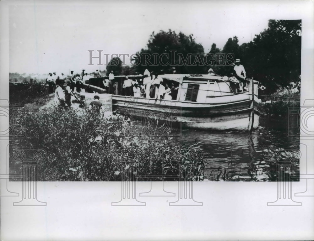 1960 Press Photo The Ohio Canal- Historic Images