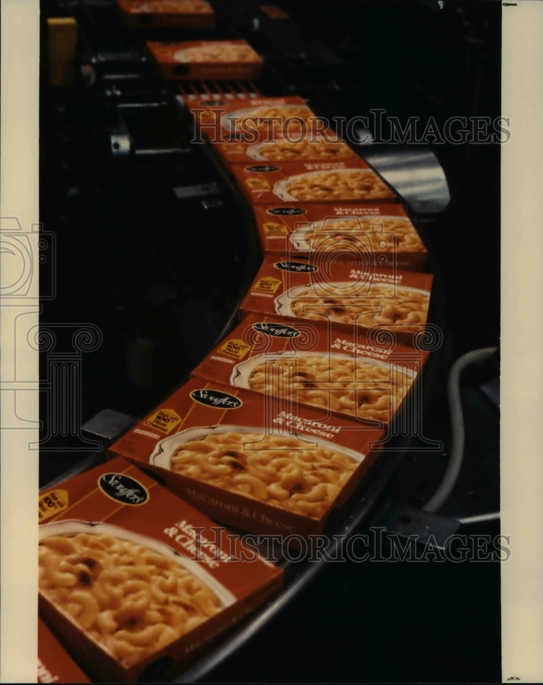 1997 Press Photo Food TV dinners- Historic Images