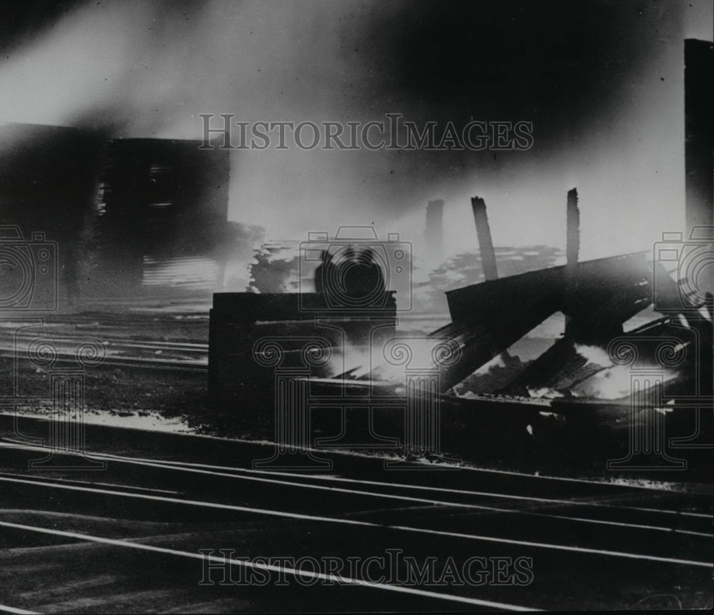 1914 Press Photo Fisher Wilson Lumber Co Fire- Historic Images