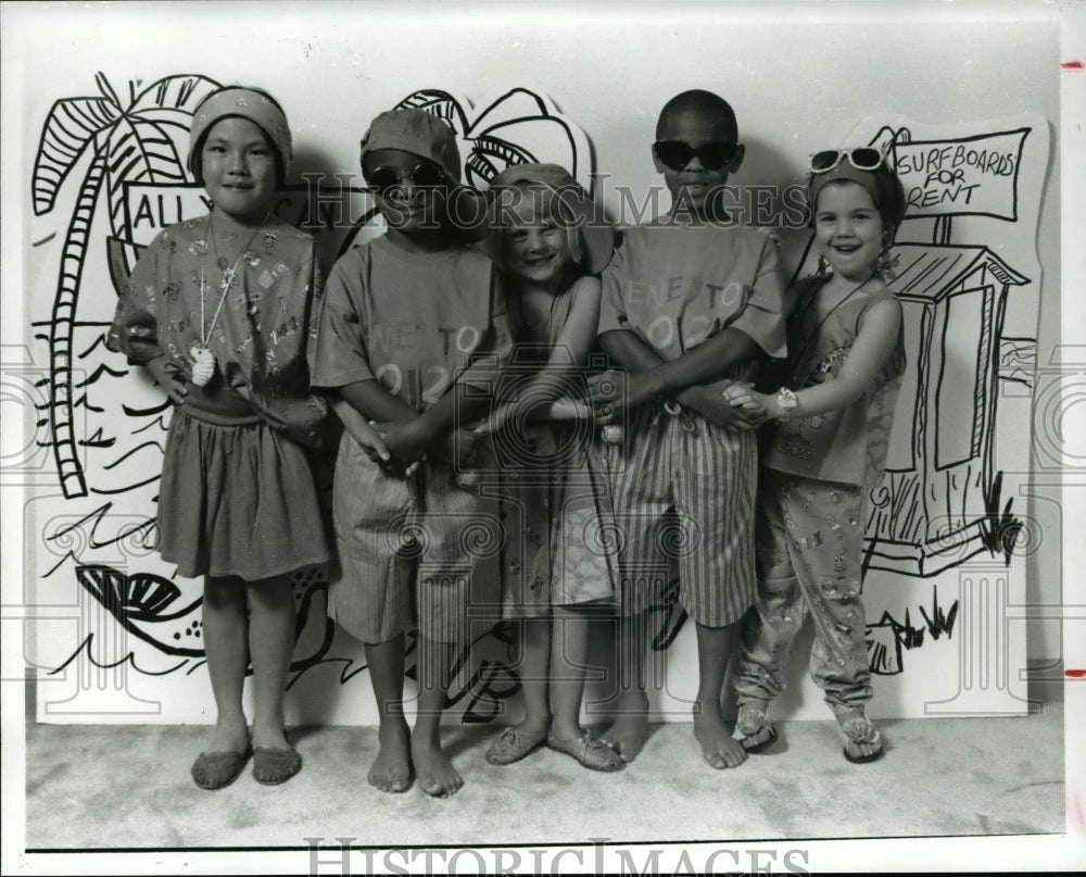 1991 Press Photo The children&#39;s summer outfits - cva61265- Historic Images