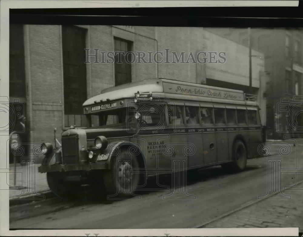 1940 Press Photo Early buses- Historic Images