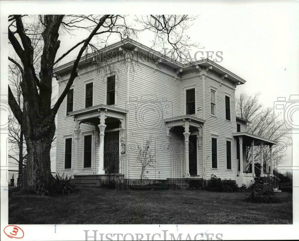 1990 Press Photo Century Home, 6505 Wilson Mills Rd. - Historic Images