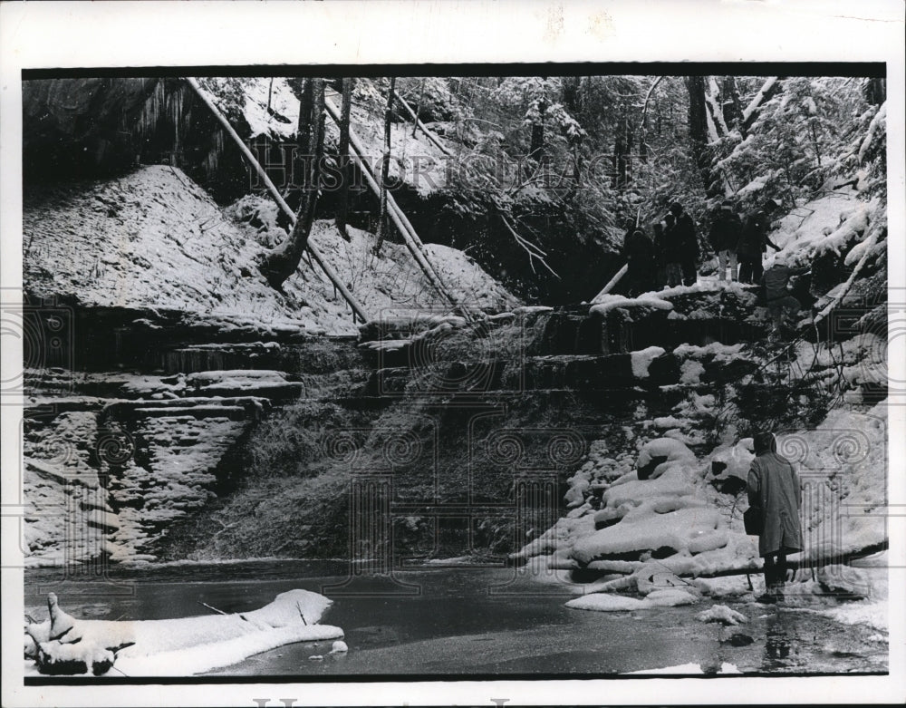 1968 Press Photo Natural erosion over the River- Historic Images