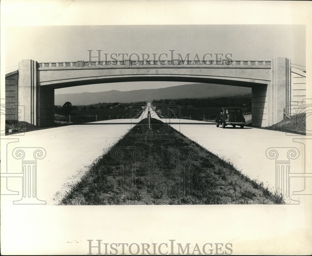 1942 Press Photo Pennsylvania Highway- Historic Images