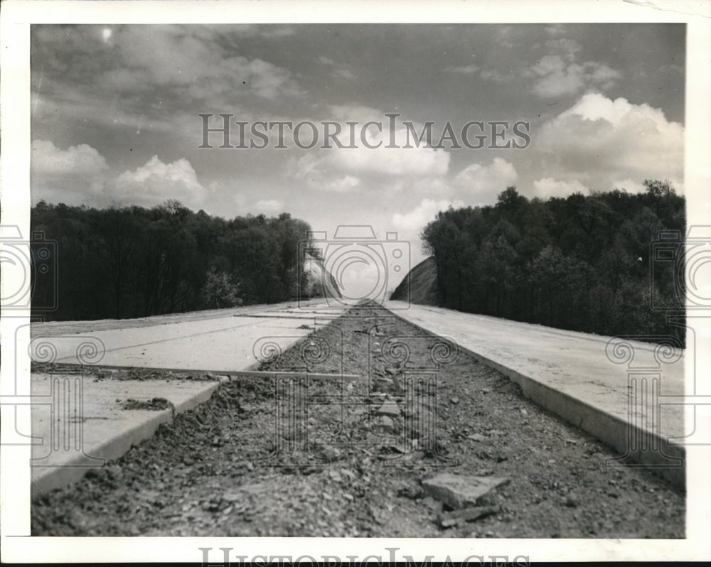 1940 Press Photo Construction of Highway linking Pittsburg and Harrisburg - Historic Images